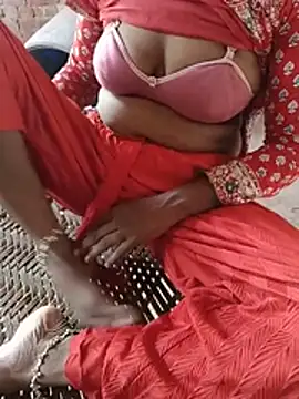 Snapshot of NEELU_VERMAA chatting on 07/14/26, 05:12 NEELU VERMAA online show from 07/14/26, 05:12