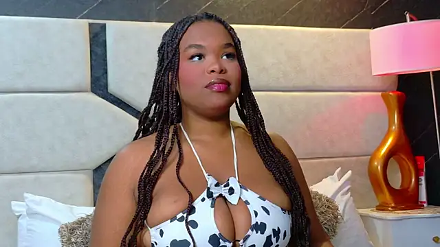 EbonyHenner online show from 06/22/26, 12:02