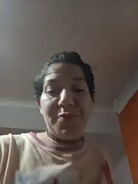 Snapshot of Nuevaordenjoana chatting on 07/27/26, 11:28 Nuevaordenjoana online show from 07/27/26, 11:28