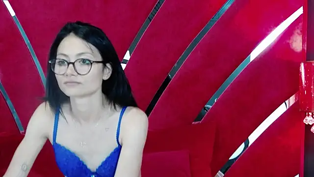 MayaLeey online show from 06/15/26, 04:20