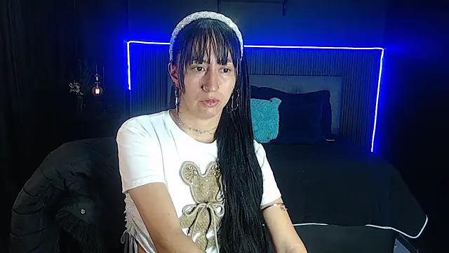 Sophia w  online show from 06/22/26, 01:30