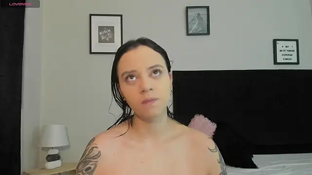Sara B online show from 07/24/26, 06:28
