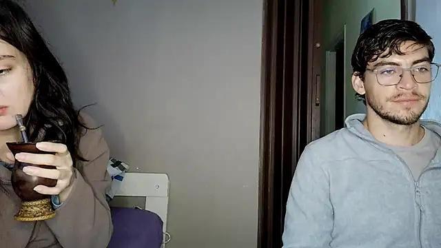 Snapshot of AishaGeisha chatting on 06/25/26, 01:26 AishaGeisha online show from 06/25/26, 01:26