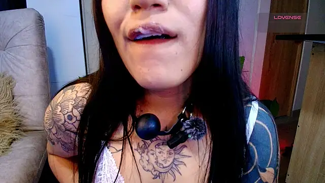 Neytiri Ss online show from 07/04/26, 07:25