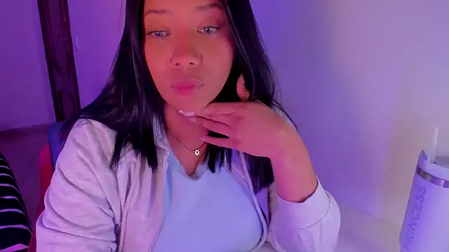 NicolePasqualott online show from 03/12/26, 09:43