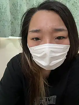 Snapshot of MIYABI_CHAN chatting on 06/18/26, 04:24 MIYABI CHAN online show from 06/18/26, 04:24