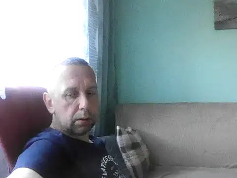 Snapshot of RafalekRozmarynowski81 chatting on 07/19/26, 05:11 RafalekRozmarynowski81 online show from 07/19/26, 05:11