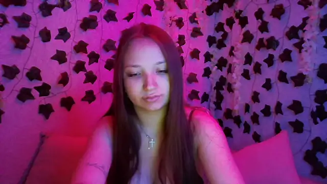 Snapshot of SafinaRose chatting on 06/25/26, 02:54 SafinaRose online show from 06/25/26, 02:54