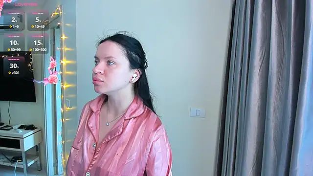 Evelyne xxo online show from 07/14/26, 02:49