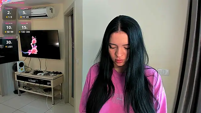 Evelyne xxo online show from 07/29/26, 02:53