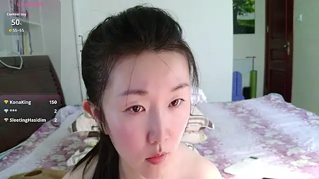 Snapshot of Daisy-B3 chatting on 07/07/26, 07:23 Daisy-B3 online show from 07/07/26, 07:23
