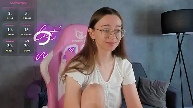 Lucy Green online show from 07/13/26, 12:46