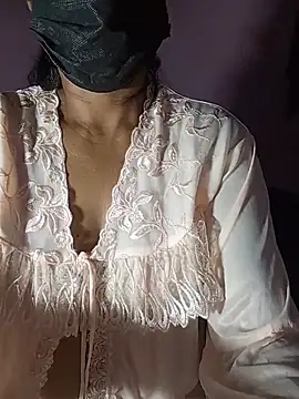 Nikini-xx online show from 07/28/26, 06:42