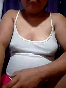 Snapshot of HotPussyPinay chatting on 07/17/26, 07:19 HotPussyPinay online show from 07/17/26, 07:19