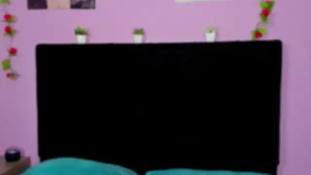 Makii XOXO online show from 06/27/26, 11:43
