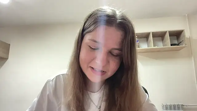 HwaTrippel online show from 06/28/26, 06:03