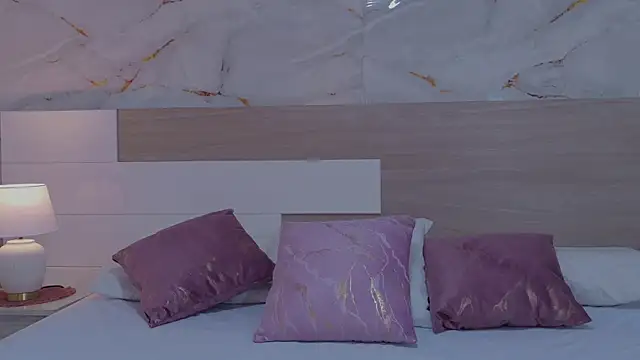 MelodyAlvarez online show from 06/24/26, 11:31