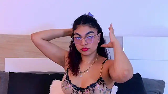 MelodyAlvarez online show from 06/30/26, 11:11