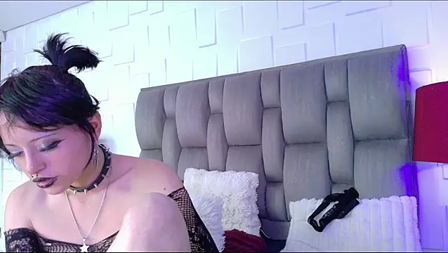 ViolettClay online show from 06/25/26, 05:17