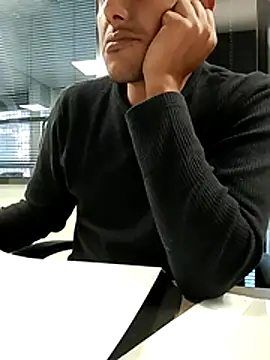 Snapshot of Cristian_es87 chatting on 06/16/26, 12:41 Cristian es87 online show from 06/16/26, 12:41
