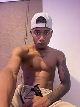 Ydiaz09 online show from 07/14/26, 03:33