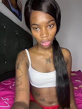 ShakiraThompss18 online show from 07/14/26, 10:54