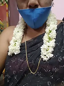 Snapshot of Tamilsexy35 chatting on 07/15/26, 03:45 Tamilsexy35 online show from 07/15/26, 03:45