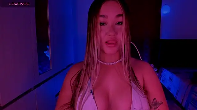 Samantha ConnorX online show from 06/18/26, 06:45