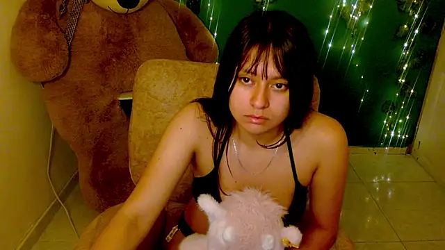 islarose546 online show from 06/19/26, 02:43