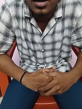 Snapshot of velchennai chatting on 06/25/26, 01:59 velchennai online show from 06/25/26, 01:59