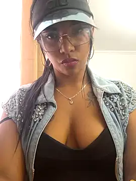 sophiagomezx online show from 07/15/26, 07:41