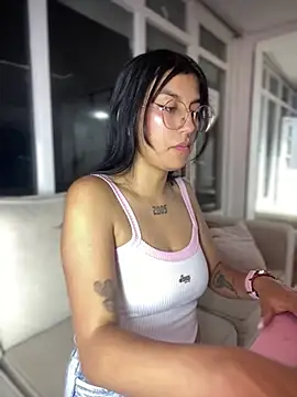 GabyLopez Pink online show from 06/24/26, 03:16