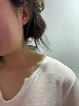 Snapshot of xiaojiao520 chatting on 06/30/26, 03:02 xiaojiao520 online show from 06/30/26, 03:02