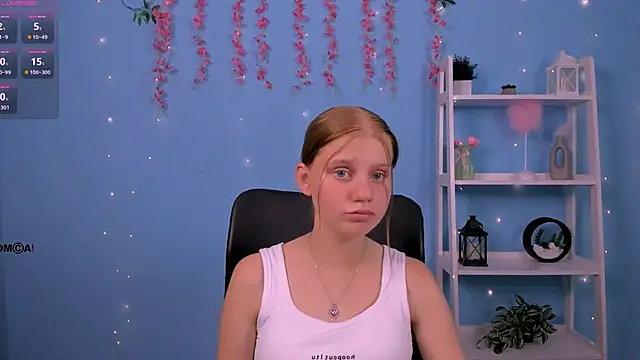 bella sky11 online show from 06/30/26, 12:06
