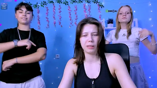 bella sky11 online show from 07/22/26, 06:43