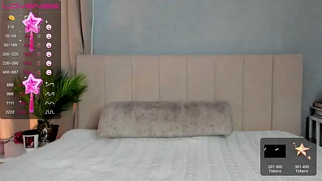 Snapshot of MissMiaTv chatting on 01/25/25, 04:45 MissMiaTv online show from 01/25/25, 04:45