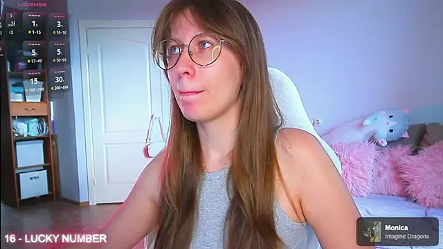 Snapshot of ms_allison__ chatting on 06/21/26, 03:47 ms allison online show from 06/21/26, 03:47