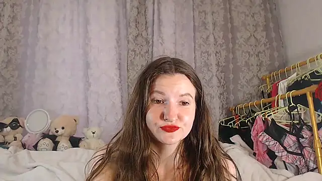 ChloeBrooklyn online show from 07/10/26, 12:41