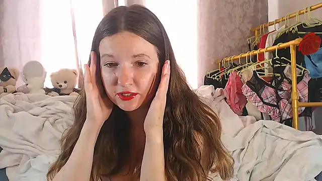 ChloeBrooklyn online show from 07/15/26, 01:44