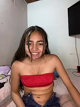 Julia valentina online show from 06/25/26, 02:11