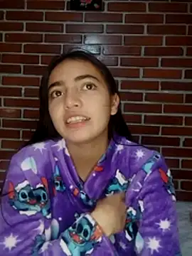 Julia valentina online show from 07/26/26, 07:10