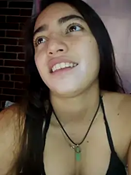 Julia valentina online show from 07/28/26, 07:26