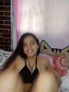 Julia valentina online show from 07/28/26, 07:39
