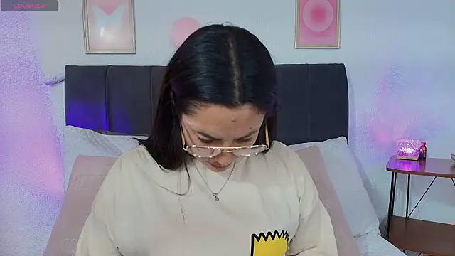 Snapshot of samm_curvy chatting on 07/16/26, 07:42 samm curvy online show from 07/16/26, 07:42