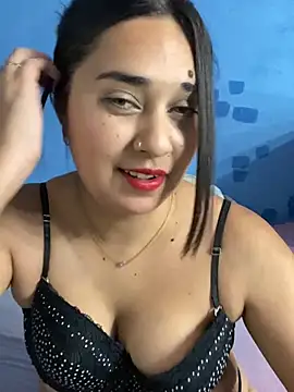 Snapshot of zara344 chatting on 07/25/26, 05:49 zara344 online show from 07/25/26, 05:49