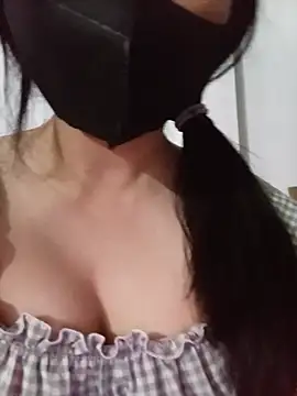 Snapshot of -milk-milk chatting on 06/20/26, 12:19 -milk-milk online show from 06/20/26, 12:19