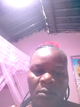 Snapshot of PRETTY-LILY chatting on 06/29/26, 10:15 PRETTY-LILY online show from 06/29/26, 10:15