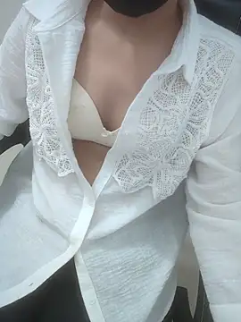 sushmita0 online show from 06/21/26, 03:36