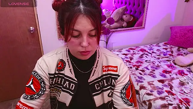 Megan  02 online show from 07/29/26, 11:03