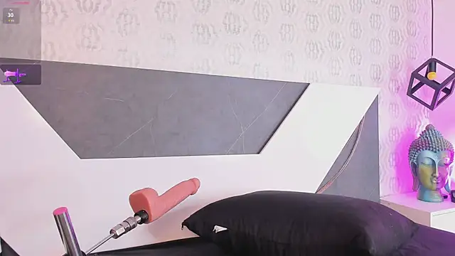 Mia blackthorne online show from 07/08/26, 12:09